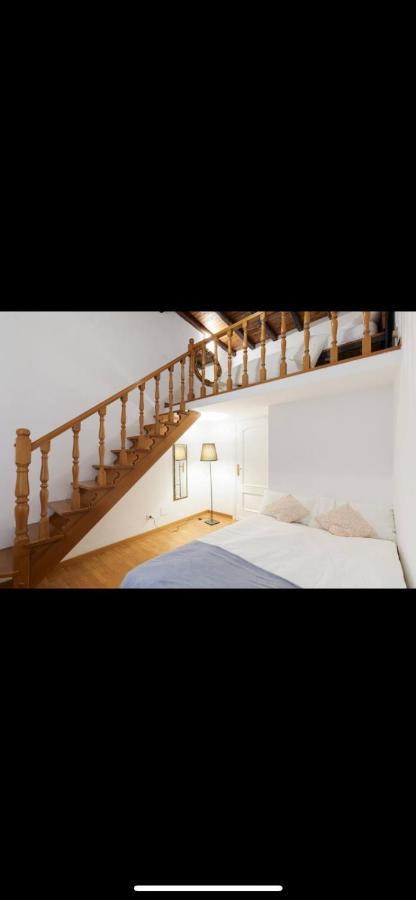 Apartamento In Front Of Coliseum 3 Roma Exterior foto